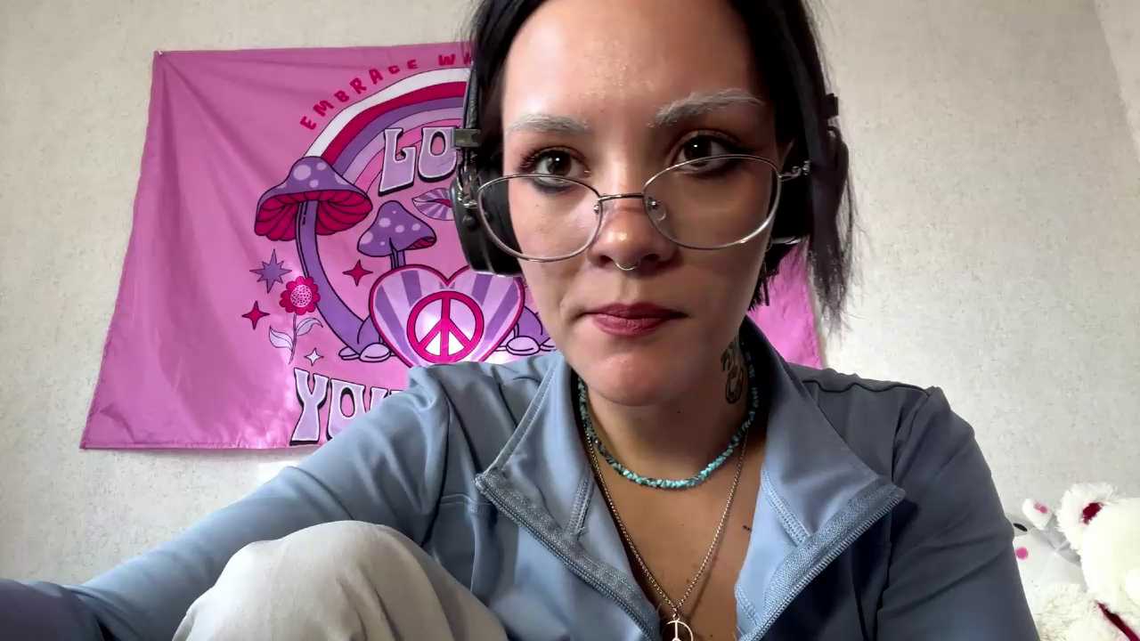 ayeshabehrendt profile