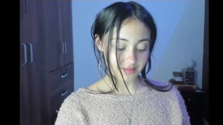 b_o_n_n_i_e profile picture