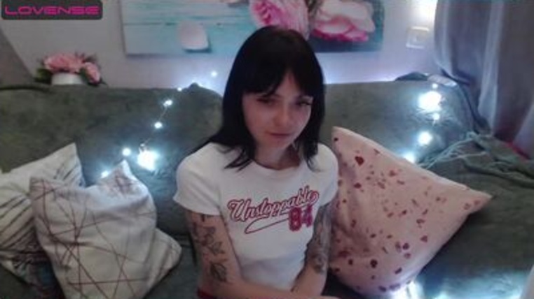 emiliiafoxy profile picture
